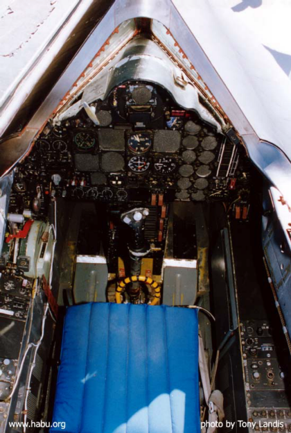 60-6924 landis-924-cockpit